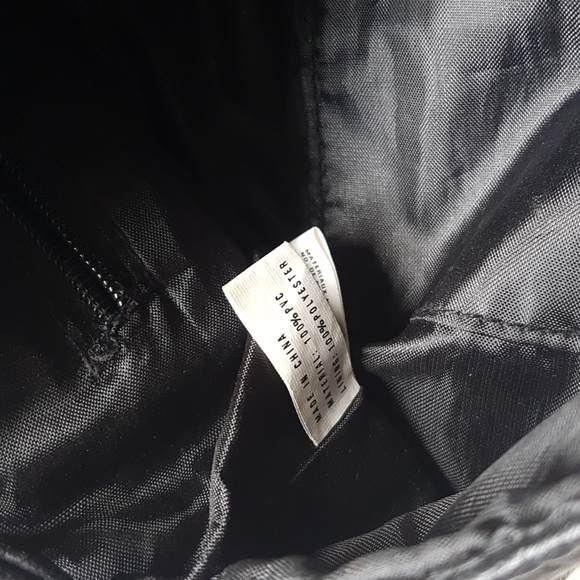 Crossbody Black Quilted Purse w/ metal clasp & vegan leather chain strap | Small - Picture 8 of 16